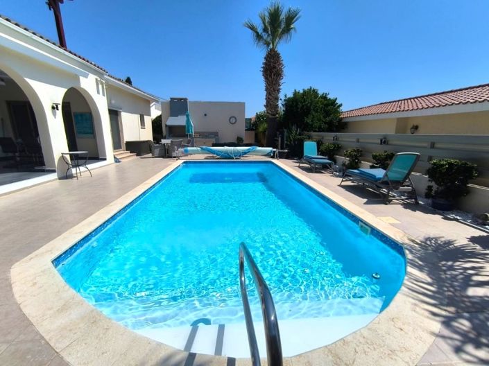 Image No.2-Bungalow de 3 chambres à vendre à Paphos