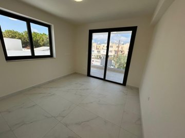 Apartment For Sale  in  Kato Paphos - Universal