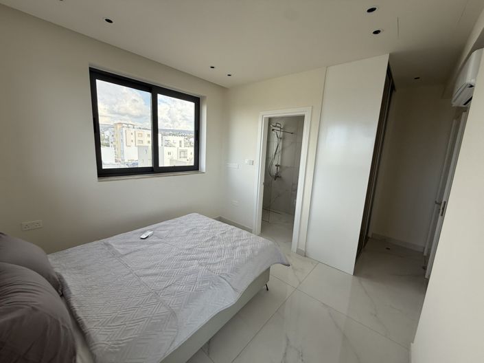 Image No.14-3 Bed Apartment for sale