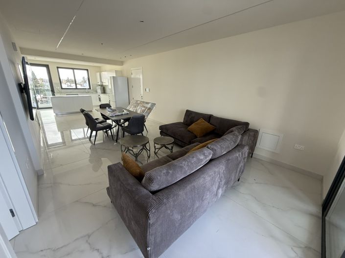 Image No.3-3 Bed Apartment for sale