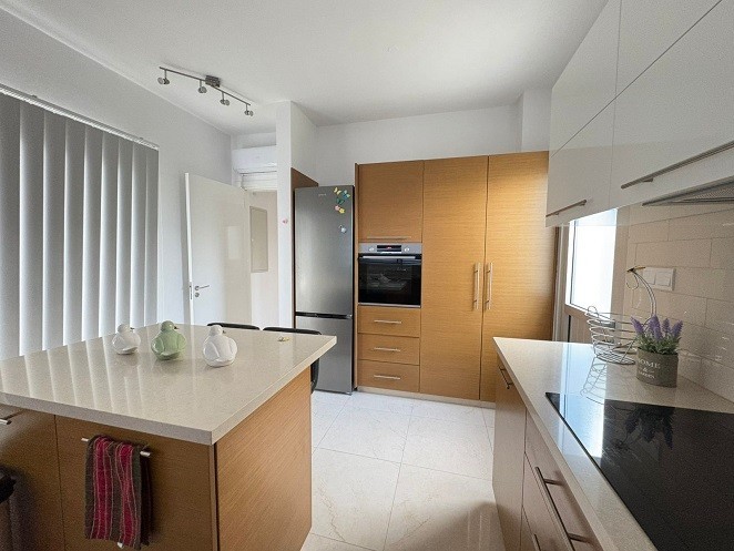 Image No.18-7 Bed Villa for sale