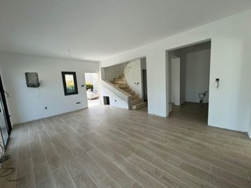 Detached Villa For Sale  in  Tala