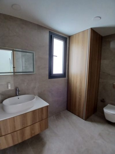 Image No.13-3 Bed Villa for sale