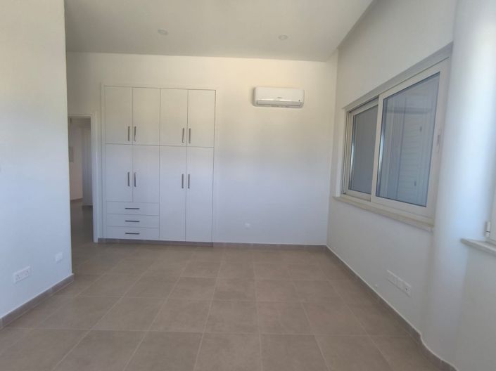 Image No.11-3 Bed Villa for sale