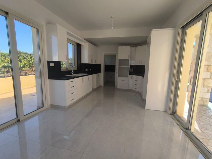 Image No.7-3 Bed Villa for sale