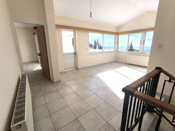 Detached Villa For Sale  in  Tsada