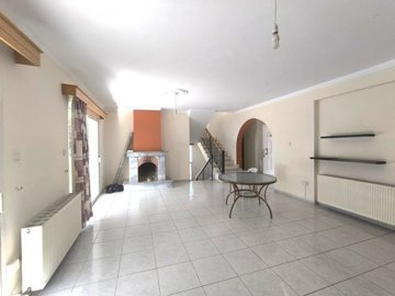 Detached Villa For Sale  in  Tsada