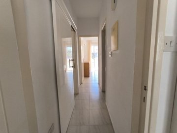 Apartment For Rent  in  Kato Paphos - Tombs of The Kings