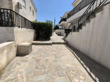 Apartment For Rent  in  Kato Paphos - Tombs of The Kings