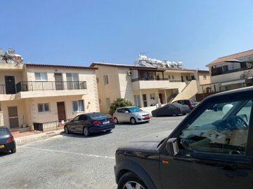 Apartment For Rent  in  Kato Paphos - Tombs of The Kings