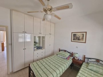 Apartment For Rent  in  Kato Paphos - Tombs of The Kings