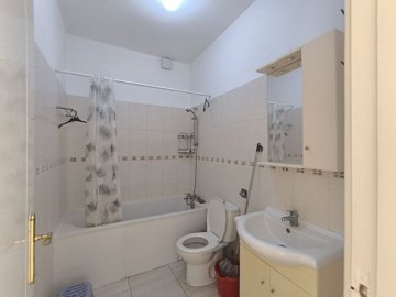 Apartment For Rent  in  Kato Paphos - Tombs of The Kings
