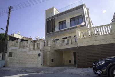 Detached Villa For Sale  in  Chlorakas