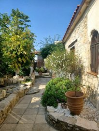 Traditional House For Sale  in  Koili