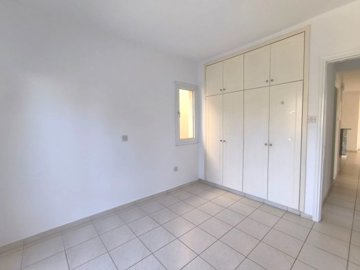 Apartment For Sale  in  Kato Paphos - Universal