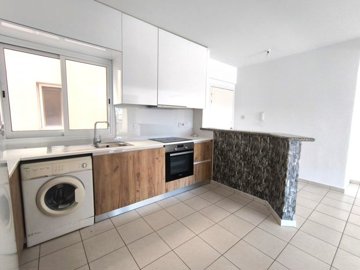Apartment For Sale  in  Kato Paphos - Universal