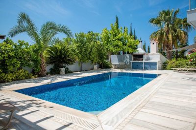 Detached Villa For Sale  in  Peyia - Coral Bay