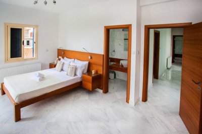 Detached Villa For Sale  in  Peyia - Coral Bay