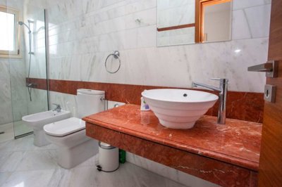 Detached Villa For Sale  in  Peyia - Coral Bay