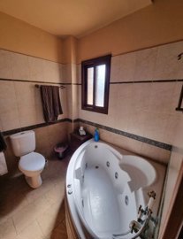Detached Villa For Sale  in  Agia Marina Chrysochous