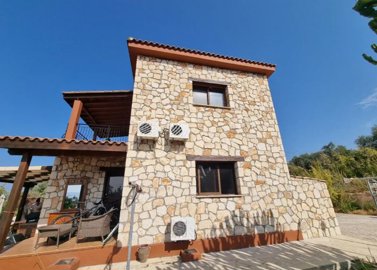 Detached Villa For Sale  in  Agia Marina Chrysochous