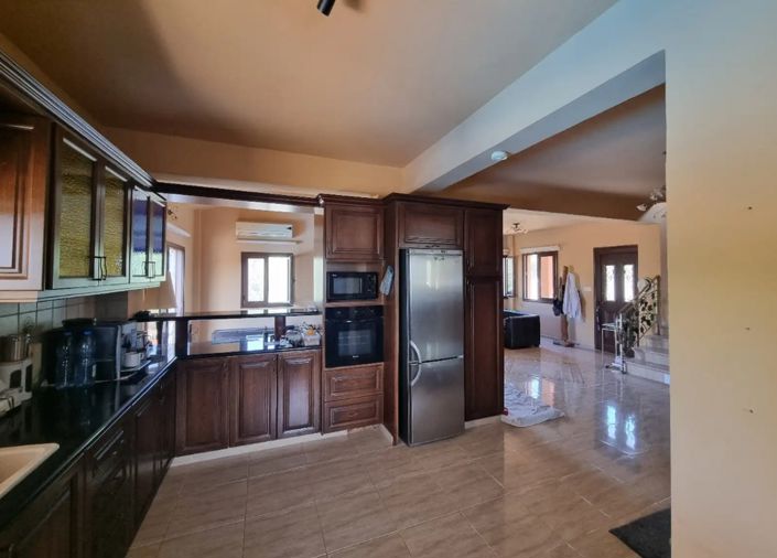 Image No.3-4 Bed Villa for sale