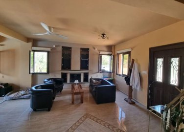 Detached Villa For Sale  in  Agia Marina Chrysochous