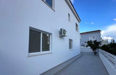 Town House For Sale  in  Select Location