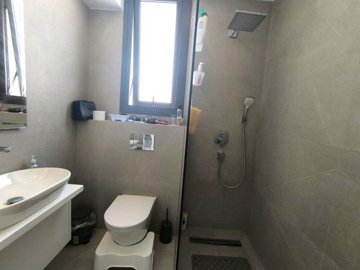 Detached Villa For Sale  in  Chlorakas