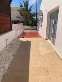 Semi Detached Villa For Sale  in  Argaka