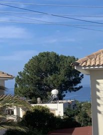 Semi Detached Villa For Sale  in  Argaka