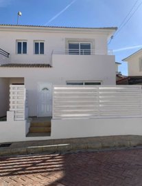 Semi Detached Villa For Sale  in  Argaka