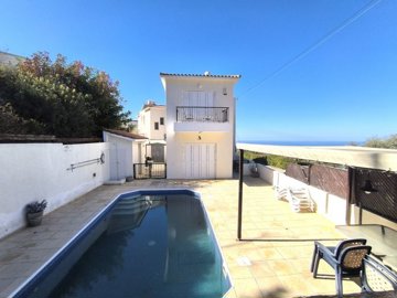 Detached Villa For Sale  in  Tsada