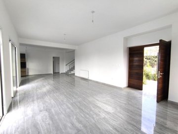 Detached Villa For Sale  in  Peyia - Sea Caves
