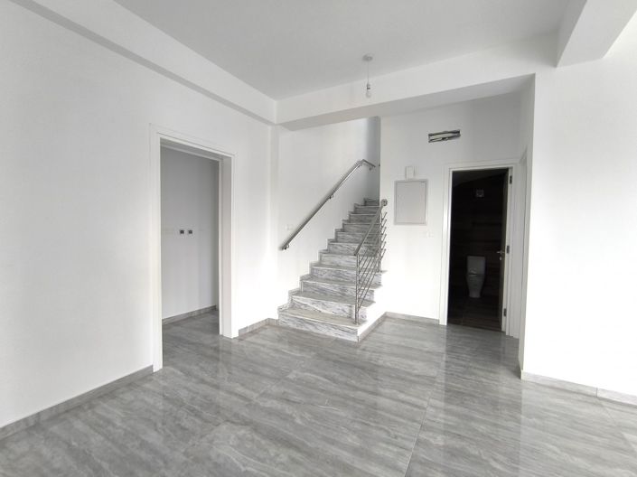 Image No.9-4 Bed Villa for sale