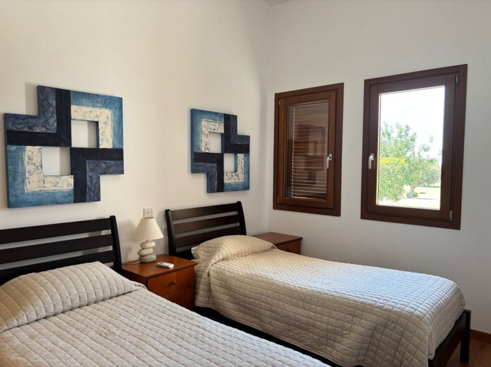 Image No.8-3 Bed Villa for sale