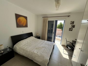 Town House For Sale  in  Peyia