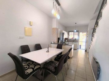 Town House For Sale  in  Armou
