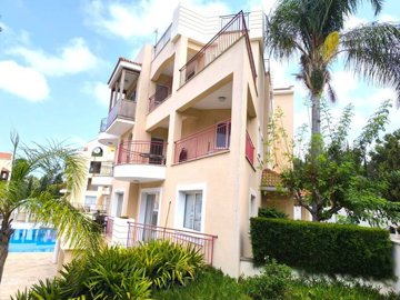 Town House For Rent  in  Kato Paphos - Universal