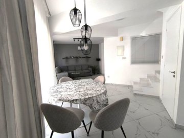 Town House For Rent  in  Kato Paphos - Universal