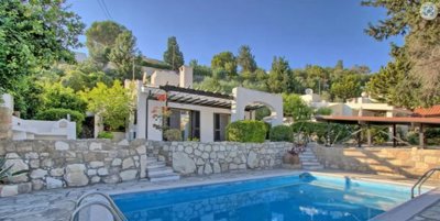 Detached Villa For Sale  in  Tala - Kamares