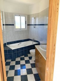 Detached Villa For Sale  in  Drouseia