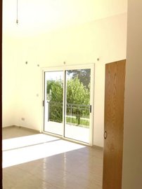 Detached Villa For Sale  in  Drouseia