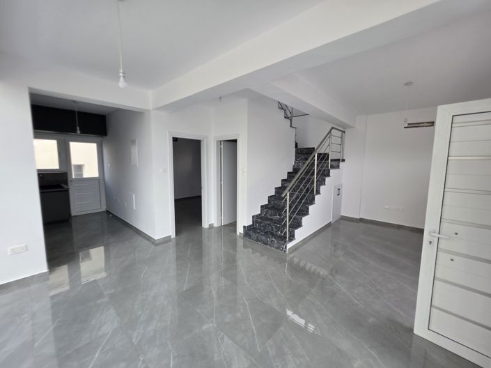 Image No.2-3 Bed Villa for sale