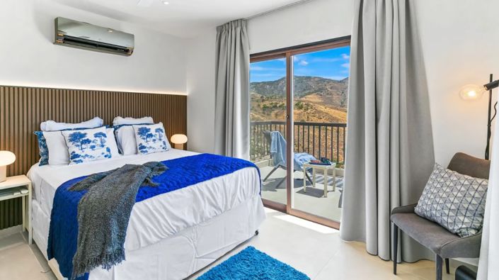 Image No.16-5 Bed Villa for sale