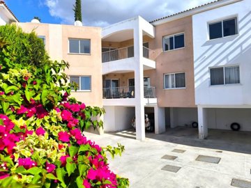 Apartment For Sale  in  Peyia