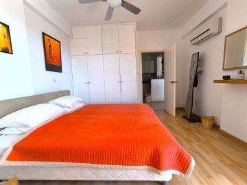 Apartment For Sale  in  Peyia