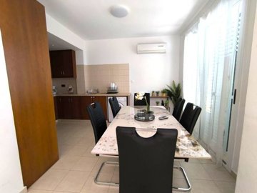 Apartment For Sale  in  Kato Paphos - Tombs of The Kings