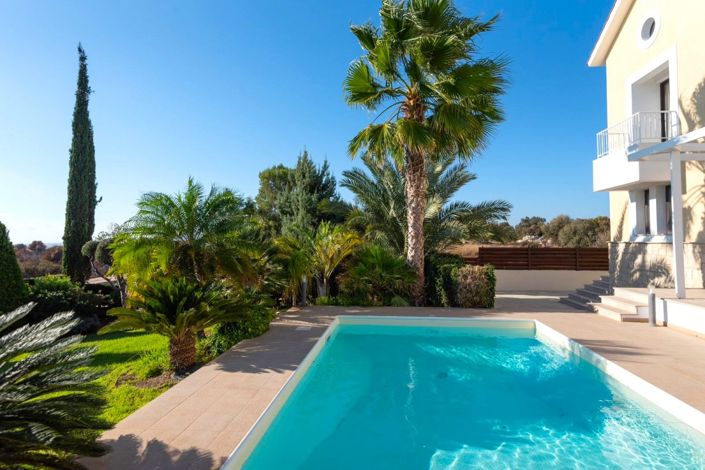 Image No.20-3 Bed Villa for sale