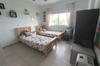 Apartment For Sale  in  Peyia